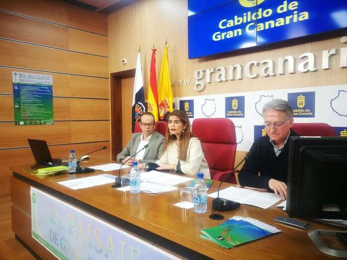  Los ponentes son especialistas en arquitectura e ingeniería de caminos, artistas, defensores del medio natural y representantes del sector empresarial turístico (Foto TA)